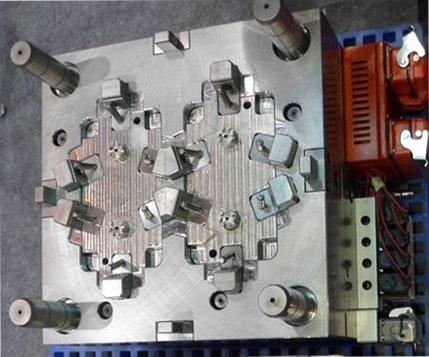塑膠模具制作時重要的事項我們應該注意